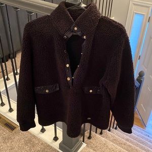 Calvin Klein cozy, plush sweater size medium GREAT condition like new!